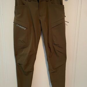 KUIU Men's Olive Attack hunting Pants